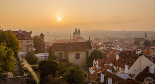 Východ slunce v Praze